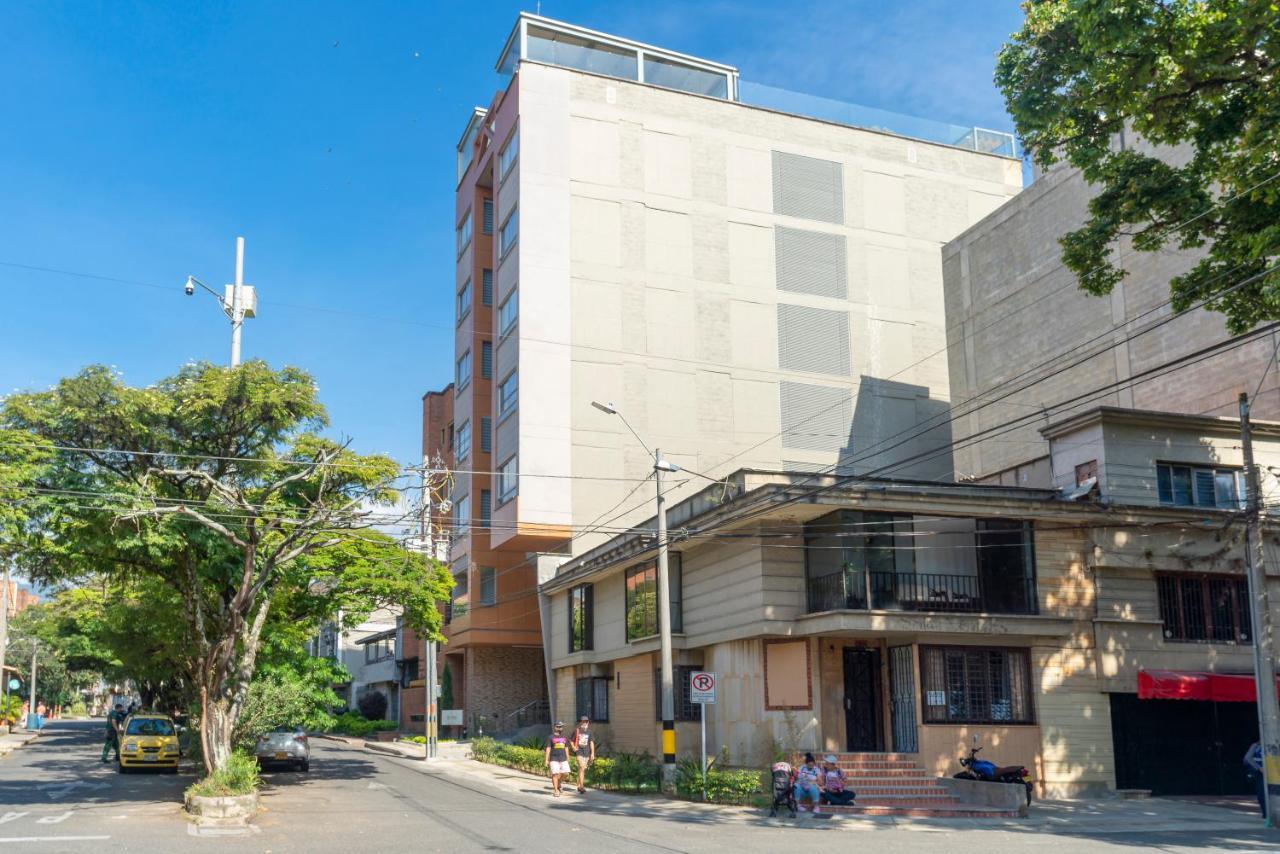 Seven Inn Hotel Μεντεγίν Εξωτερικό φωτογραφία