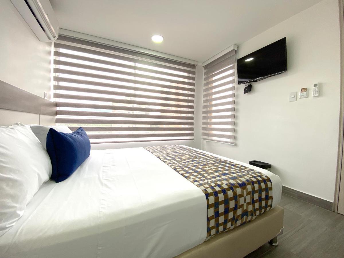 Seven Inn Hotel Μεντεγίν Εξωτερικό φωτογραφία