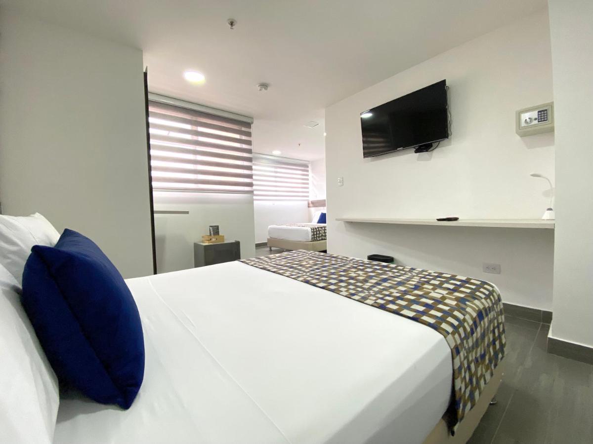 Seven Inn Hotel Μεντεγίν Εξωτερικό φωτογραφία
