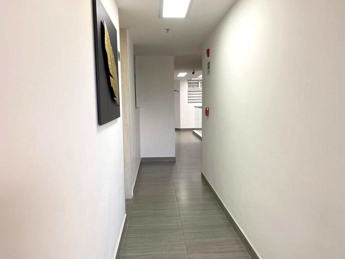 Seven Inn Hotel Μεντεγίν Εξωτερικό φωτογραφία