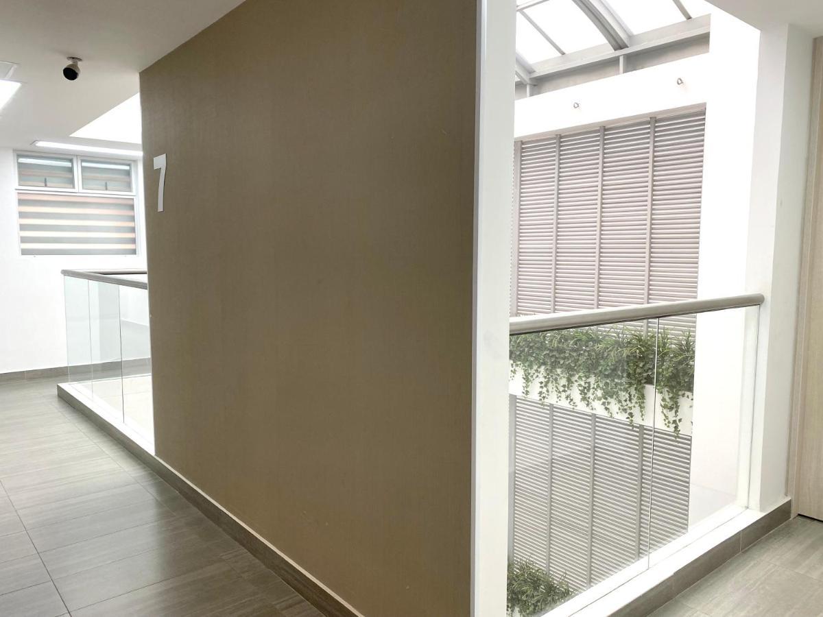 Seven Inn Hotel Μεντεγίν Εξωτερικό φωτογραφία