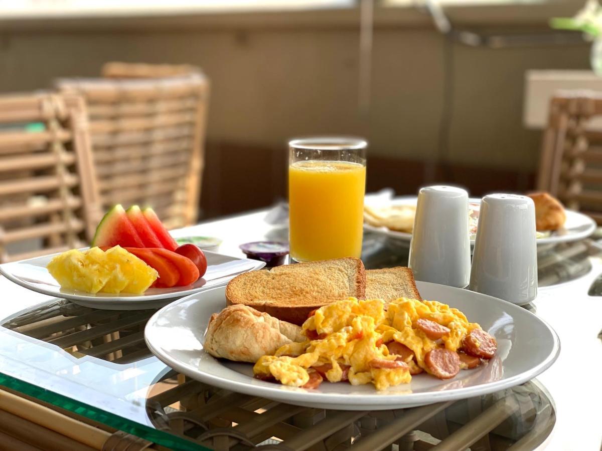 Seven Inn Hotel Μεντεγίν Εξωτερικό φωτογραφία